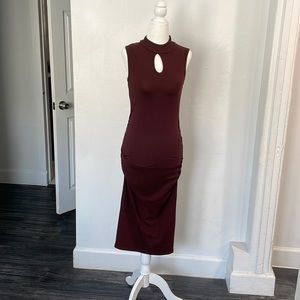 New maroon cotton dress with keyhole front